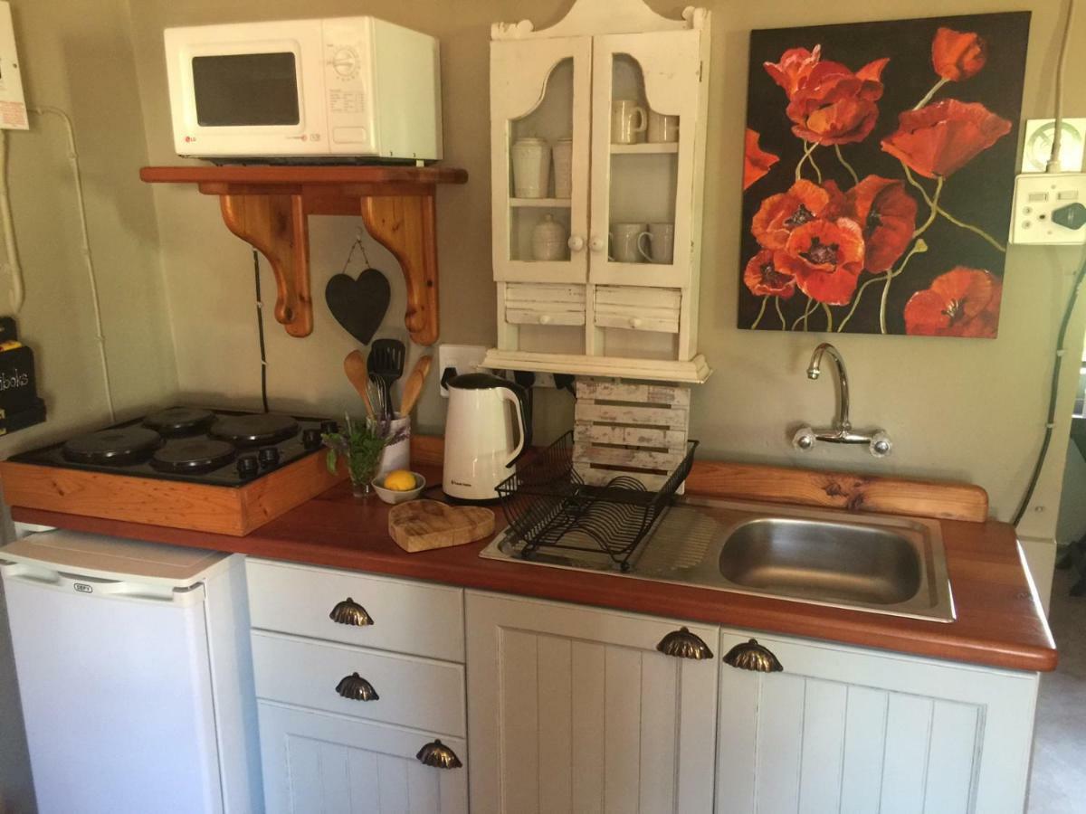 Staandakkie Guest Cottage ブレダスドルプ エクステリア 写真